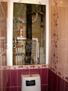 Рольставни в туалет