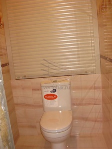 Рольставни в туалет