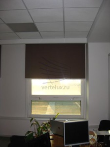 Рулонные шторы больших размеров в телецентре