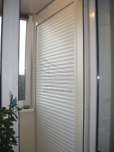 Рольставни на балкон