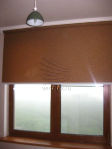 Рулонные шторы в гардеробе