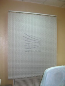 Вертикальные жалюзи в салон красоты