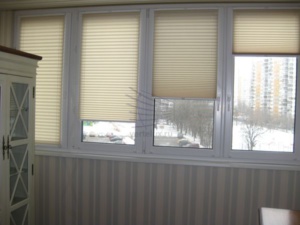 шторы плиссе на балкон