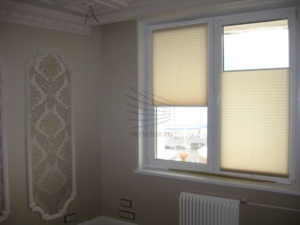 шторы плиссе в спальне