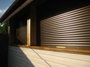 Рольставни на веранду