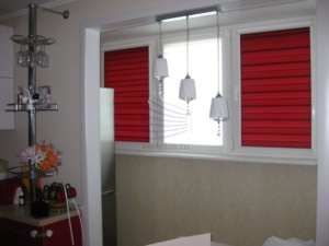 Рулонные шторы день-ночь из двух цветов