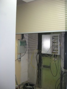 Рольставни в электрощитовую