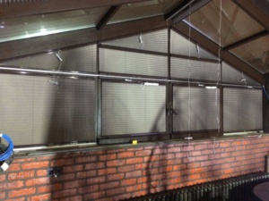 {Плиссе с электроприводом}п_1