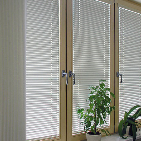 Горизонтальные жалюзи изолайт